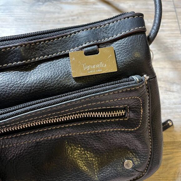 Tignanello Crossbody Bag Leather Black Vintage 90s Zip Y2K Small - Picture 3 of 7